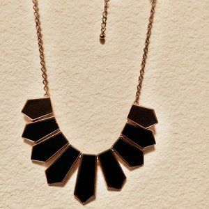 FREE W/ purchase Black&Gold Statement Necklace